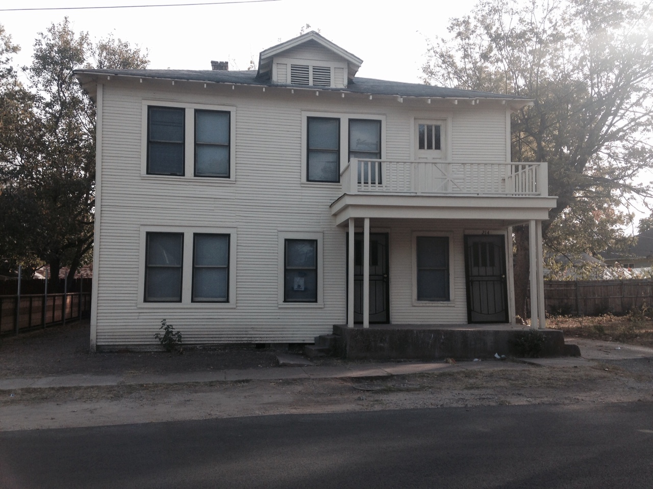 Science Proves The Oswald Backyard Photo Authentic Oak Cliff