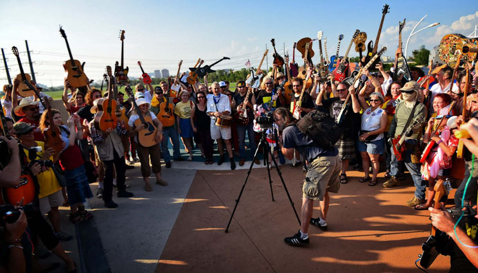 Open carry guitar rally
