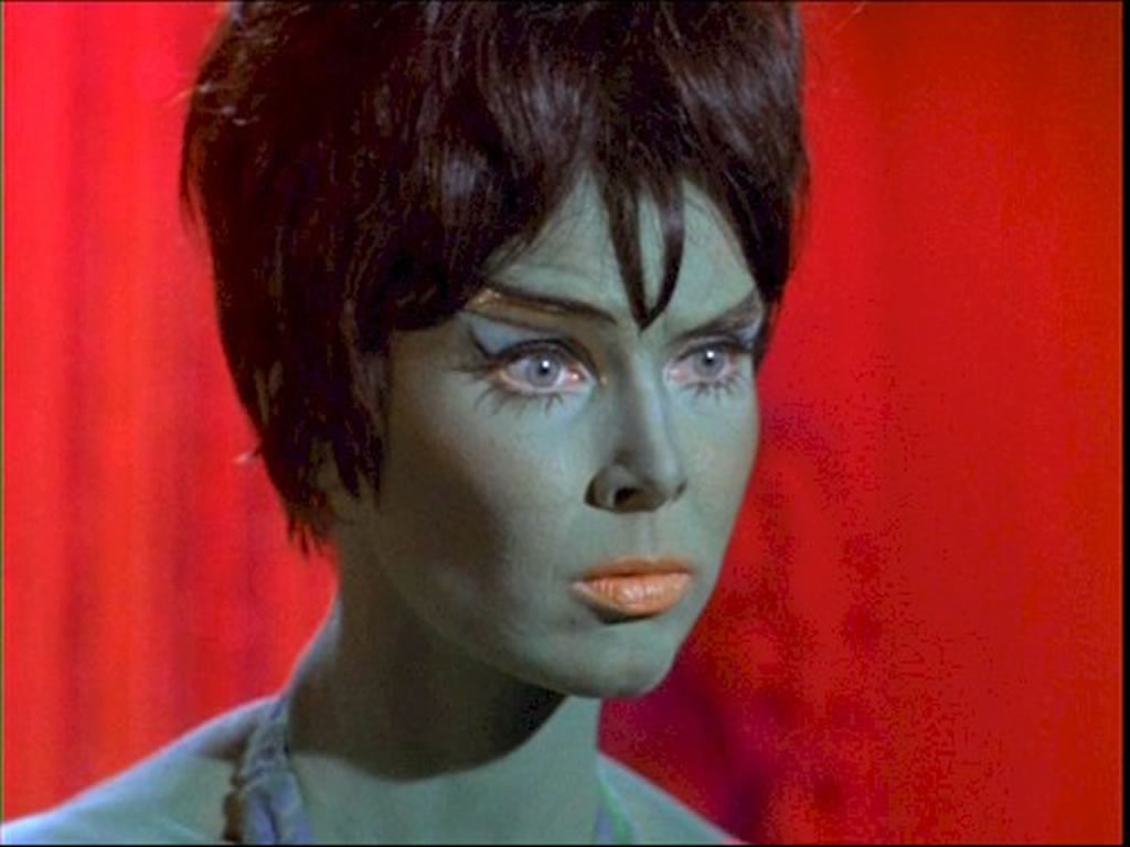 Things we love about Yvonne Craig, who died this week at 78 - Oak Cliff
