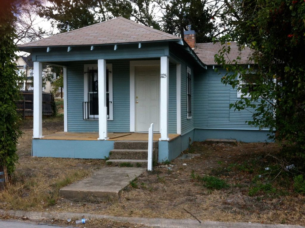 A preserved shotgun house in the Tenth Street Historic District. Photo courtesy of bc Workshop