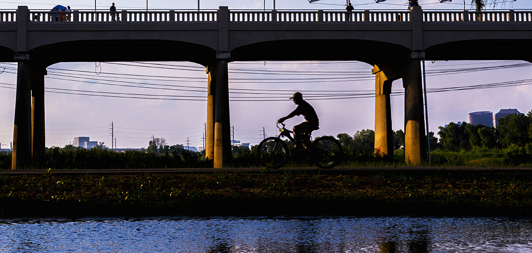 Cyclist on Oak Cliff Trails (Photo by Danny Fulgencio)