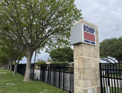 Bishop Dunne hosts bestselling author Jason Reynolds for the sixth annual Literary Festival