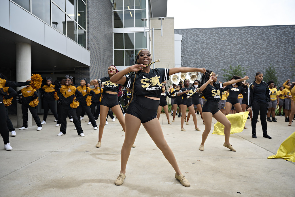 South Oak Cliff Football Team Competes In State Championship Game This 